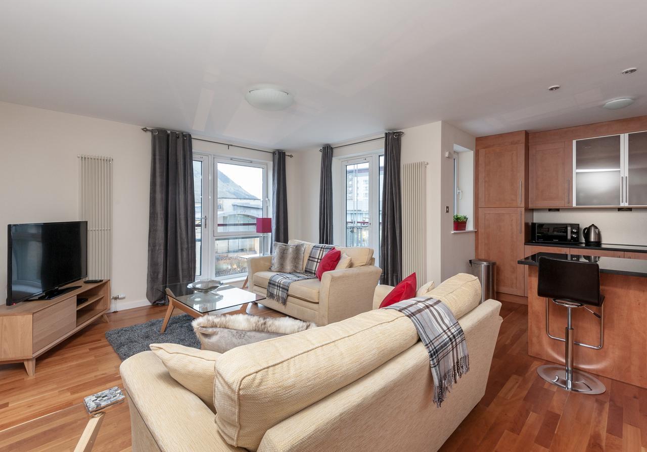 The Holyrood Park Residence エディンバラ エクステリア 写真