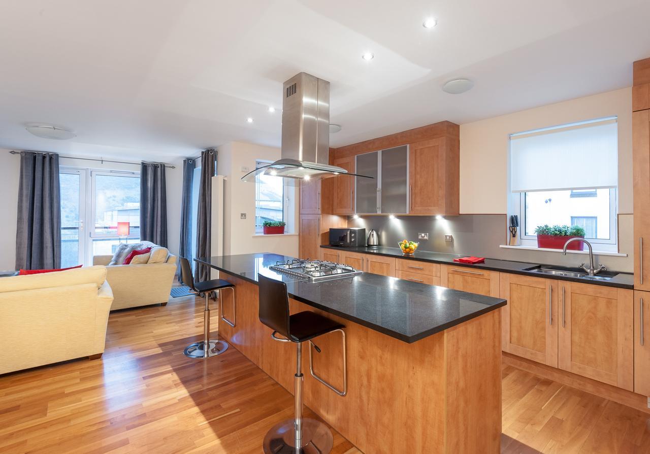 The Holyrood Park Residence エディンバラ エクステリア 写真